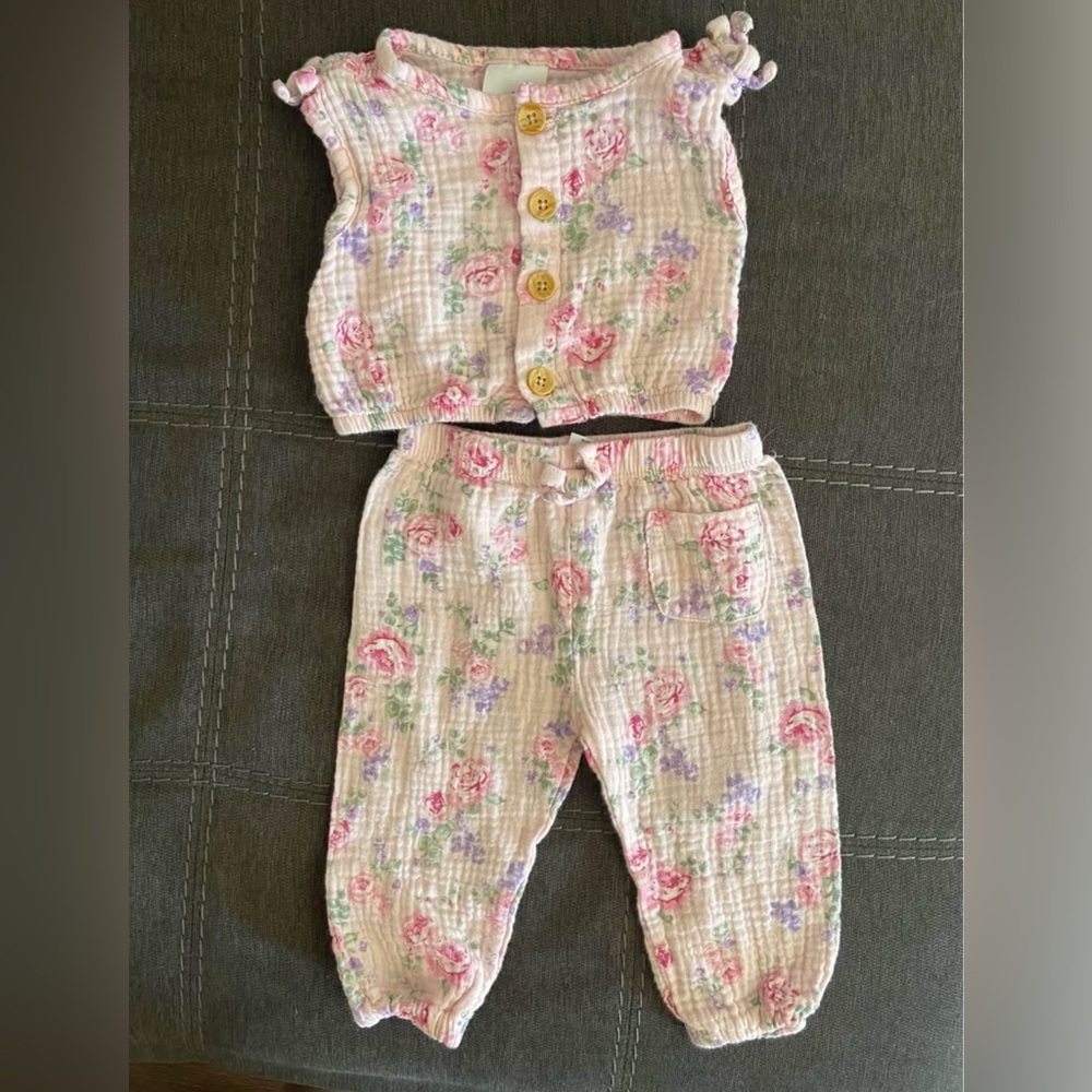 Laura Ashley Baby Girl Floral 2 Piece Set 3-6m
